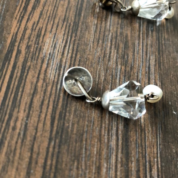 Quartz crystal pearl drop earrings - Picture 2 of 8